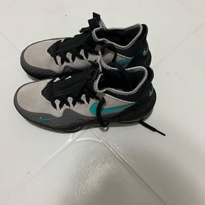 Nike Lebron 16 Low Clear Jade